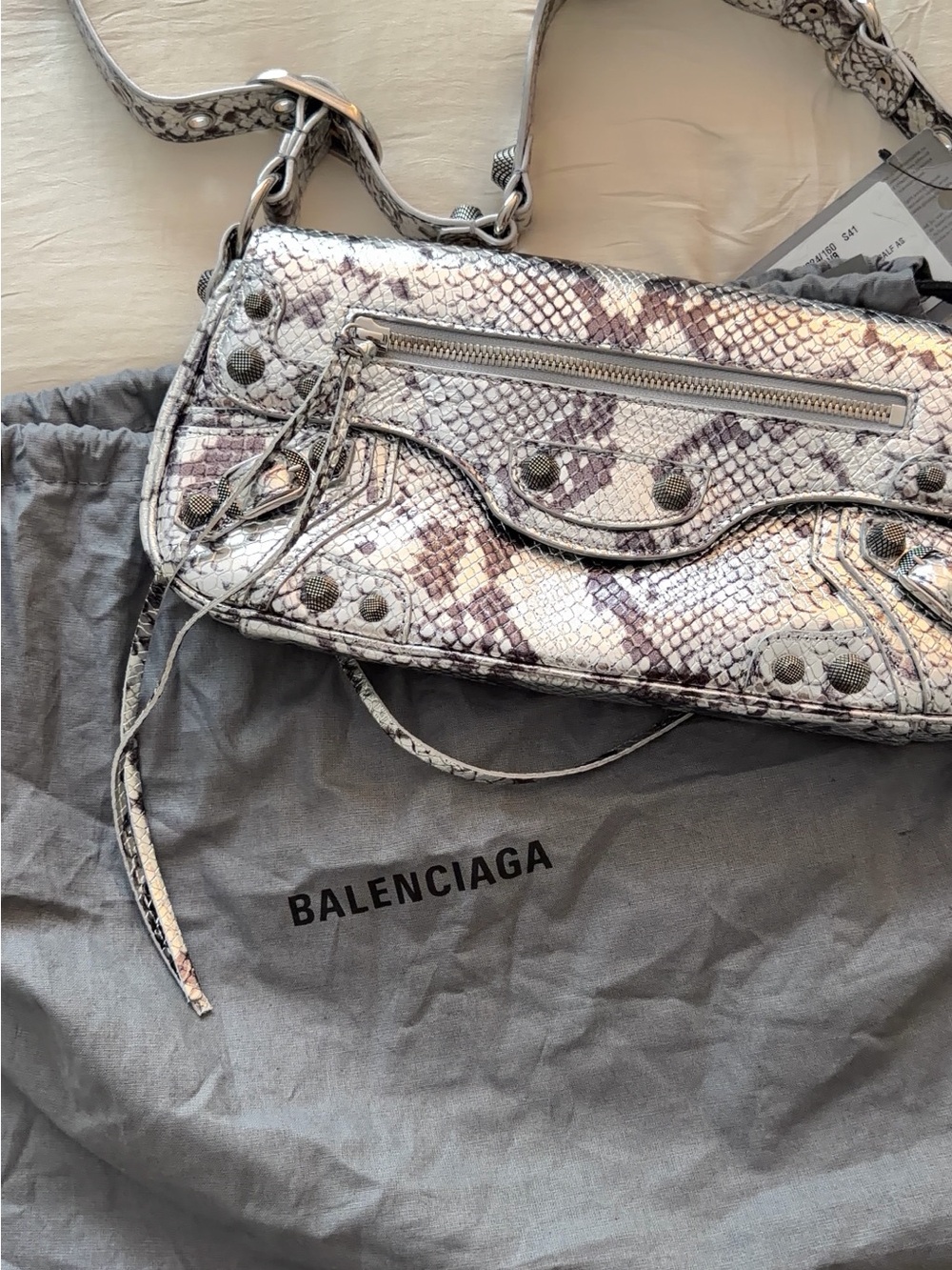 Balenciaga Le Cagole Giant Studs Sling Bag Python Embossed Leather - Picture 3 of 9